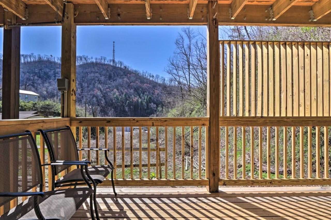 Gatlinburg Cabin With Loft And Game Room 1 Mi To Town 外观 照片